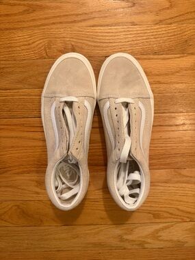 VANS. Never worn.